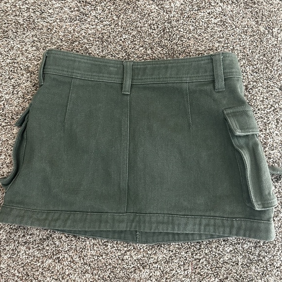 White Fox - Picture 3 of 3